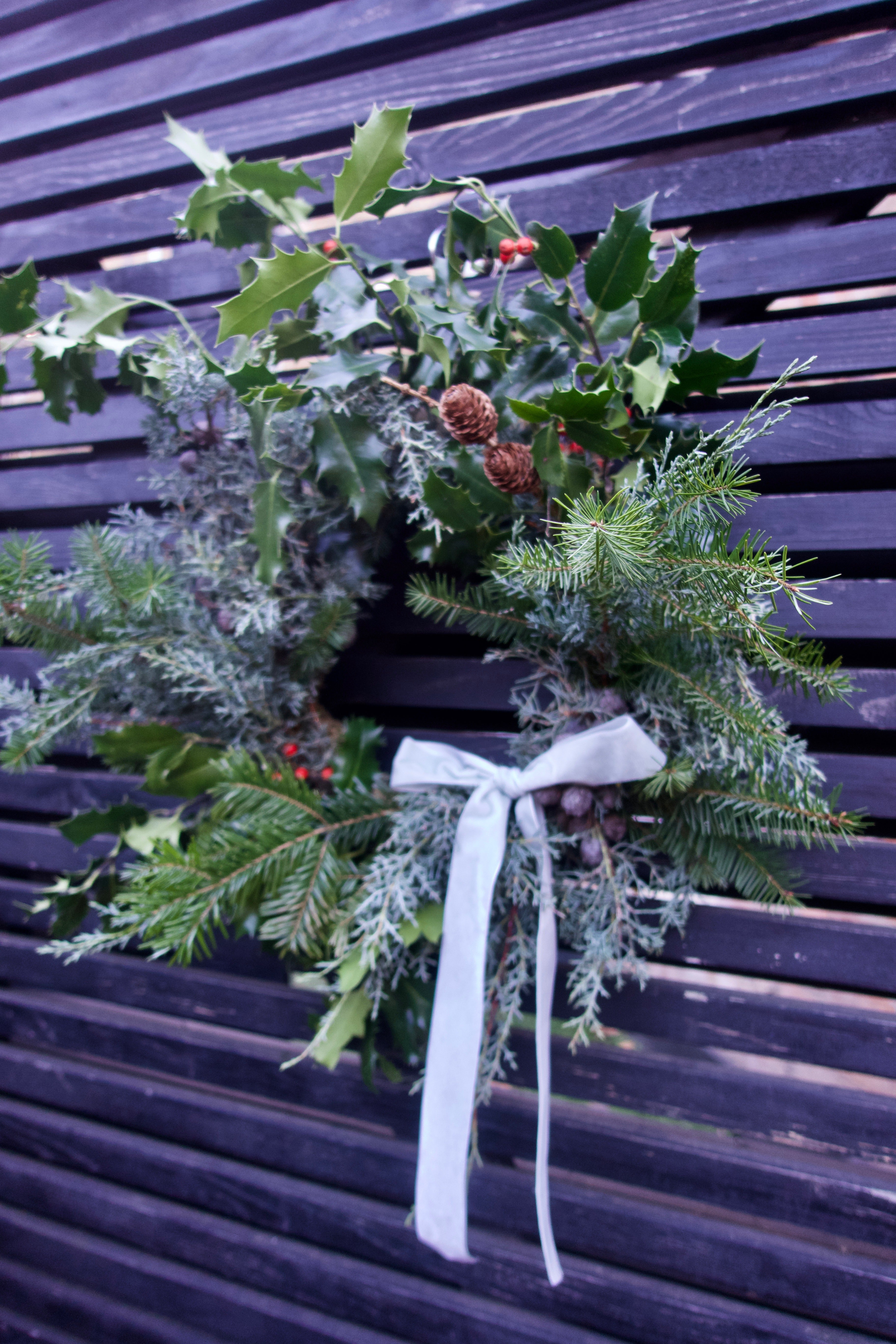 2023 Classic evergreen Christmas wreath | Flowers by Cosmos